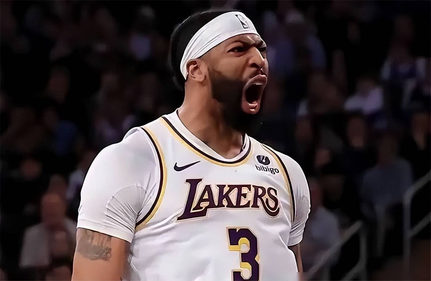  浓眉哥在中国队比赛中败北，高光表现引发热议！